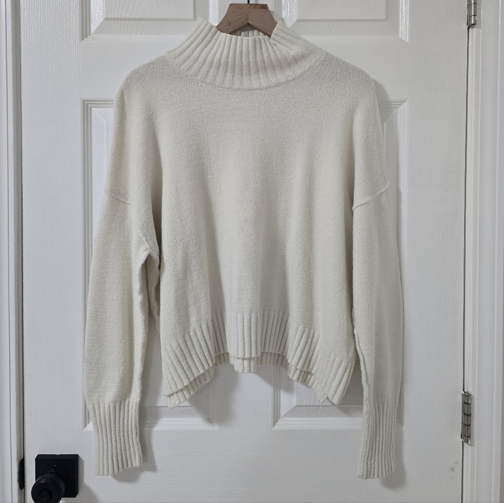 Free People Vancouver Turtleneck Sweater In White Size M - Picture 2 of 5